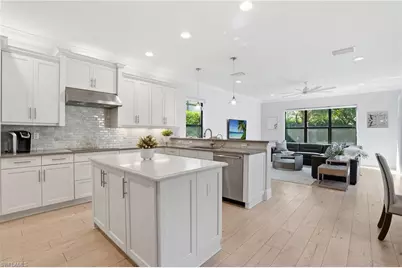 13768 Luna Dr, Naples, FL 34109 - Photo 9