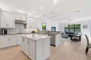 13768 Luna Dr, Naples, FL 34109 - Photo 9