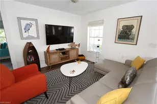 714 11th St N, Naples, FL 34102 - Photo 17