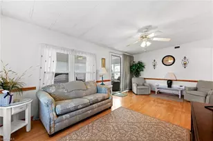 160 Lime Key Ln, Naples, FL 34114 - Photo 9