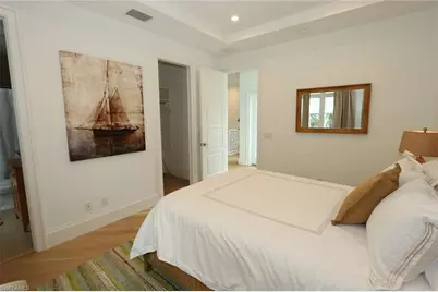 300 2nd Ave N, Naples, FL 34102 - Photo 27