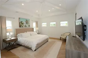 300 2nd Ave N, Naples, FL 34102 - Photo 23