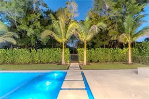 777 Broad Ct S, Naples, FL 34102 - Photo 33