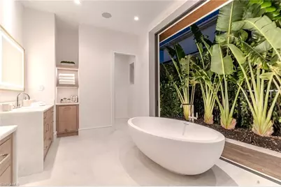 777 Broad Ct S, Naples, FL 34102 - Photo 15