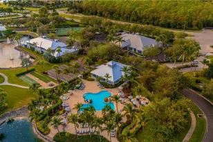 7905 Mahogany Run Ln, Naples, FL 34113 - Photo 3