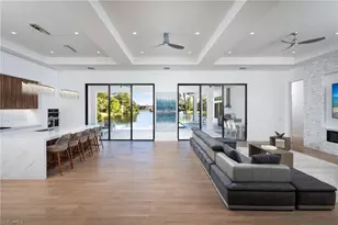 6590 Trail Blvd, Naples, FL 34108 - Photo 7