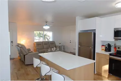 1740 20th Ave NE, Naples, FL 34120 - Photo 7