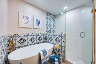 2800 Lakeview Dr, Naples, FL 34112 - Photo 21