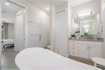 4665 Keylargo Ln, Bonita Springs, FL 34134 - Photo 15