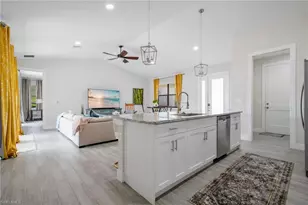 4665 Key Largo Ln, Bonita Springs, FL 34134 - Photo 9