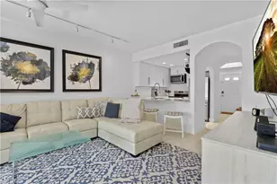 3308 Europa Dr, Naples, FL 34105 - Photo 7