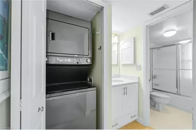 261 Memory Ln #4, Naples, FL 34112 - Photo 15