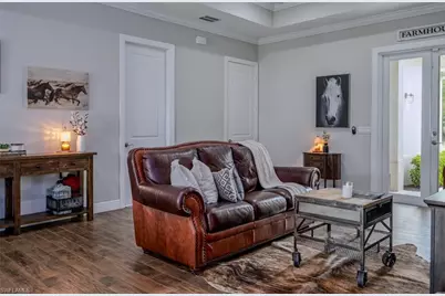 1960 Moulder Dr, Naples, FL 34120 - Photo 9