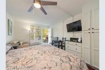 2555 9th St N #109, Naples, FL 34103 - Photo 5