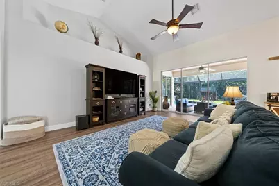 6647 Craven Hill Way, Naples, FL 34104 - Photo 9