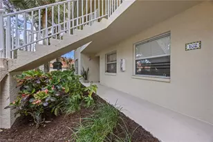 257 Robin Hood Cir, Naples, FL 34104 - Photo 19