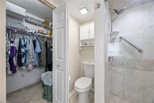 257 Robin Hood Cir, Naples, FL 34104 - Photo 13