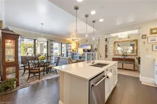 1030 3rd Ave S, Naples, FL 34102 - Photo 7