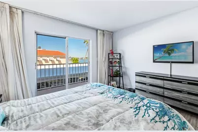 3000 Gulf Shore Blvd N #202, Naples, FL 34103 - Photo 21