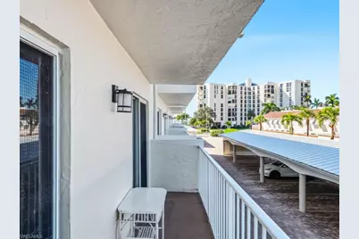 3000 Gulf Shore Blvd N #202, Naples, FL 34103 - Photo 9