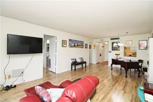 41 High Point Cir S, Naples, FL 34103 - Photo 17