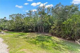 3001 Sandpiper Bay Cir, Naples, FL 34112 - Photo 13