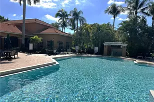 1205 Wildwood Lakes Blvd, Naples, FL 34104 - Photo 13