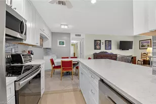 572 High Point Dr, Delray Beach, FL 33445 - Photo 3
