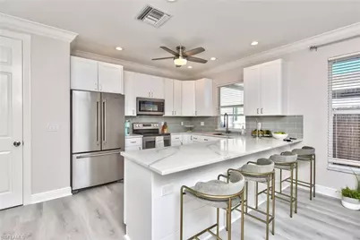 725 95th Ave N, Naples, FL 34108 - Photo 5