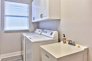 725 95th Ave N, Naples, FL 34108 - Photo 17