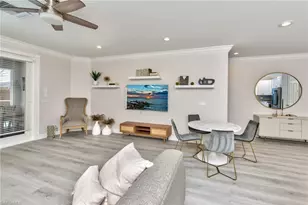 725 95th Ave N, Naples, FL 34108 - Photo 3