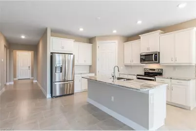 552 Spring Hill Lake Loop, Cape Coral, FL 33993 - Photo 21