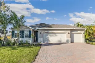 552 Spring Hill Lake Loop, Cape Coral, FL 33993 - Photo 1