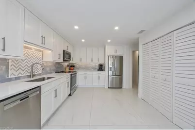 28432 Highgate Dr, Bonita Springs, FL 34135 - Photo 7