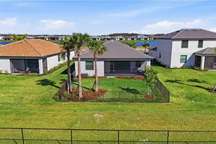 19306 Hinkley Dr, Estero, FL 33928 - Photo 33