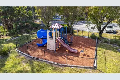 2166 Arbour Walk Cir #2421, Naples, FL 34109 - Photo 9