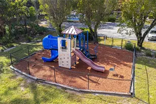 2166 Arbour Walk Cir, Naples, FL 34109 - Photo 9