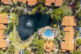 2166 Arbour Walk Cir, Naples, FL 34109 - Photo 7