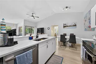 2166 Arbour Walk Cir, Naples, FL 34109 - Photo 21