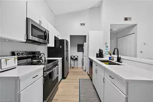 2166 Arbour Walk Cir, Naples, FL 34109 - Photo 29