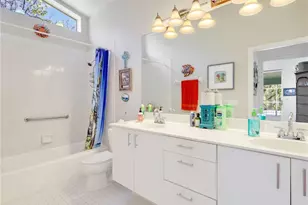 4521 3rd Ave NW, Naples, FL 34119 - Photo 5