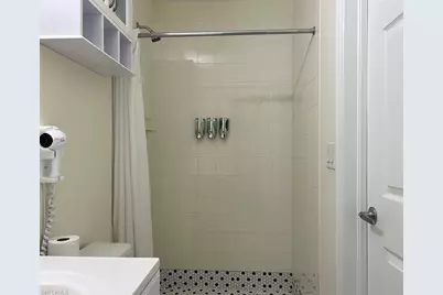 25000 Tamiami Trl E #F-179, Naples, FL 34114 - Photo 11