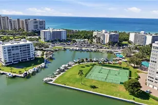 5 Bluebill Ave, Naples, FL 34108 - Photo 1