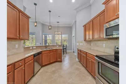 26430 Doverstone St, Bonita Springs, FL 34135 - Photo 9