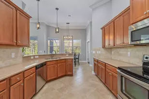 26430 Doverstone St, Bonita Springs, FL 34135 - Photo 9