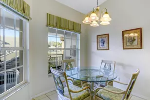 2220 Chesterbrook Ct, Naples, FL 34109 - Photo 5