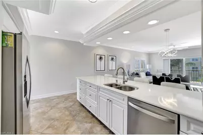816 E Elkcam Cir #301, Marco Island, FL 34145 - Photo 7