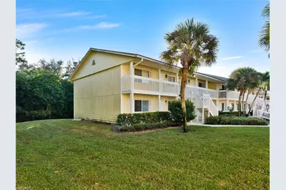 4621 Bayshore Dr #Q1, Naples, FL 34112 - Photo 3