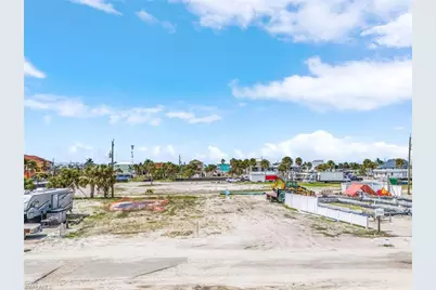 101-103 Andre Mar Dr, Fort Myers Beach, FL 33931 - Photo 21