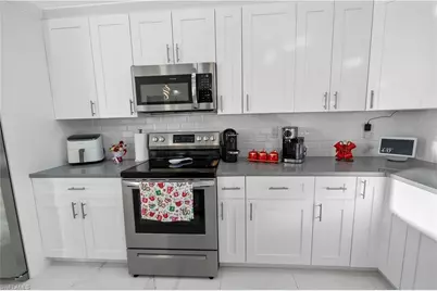 453 Lillon Ave S, Lehigh Acres, FL 33974 - Photo 11